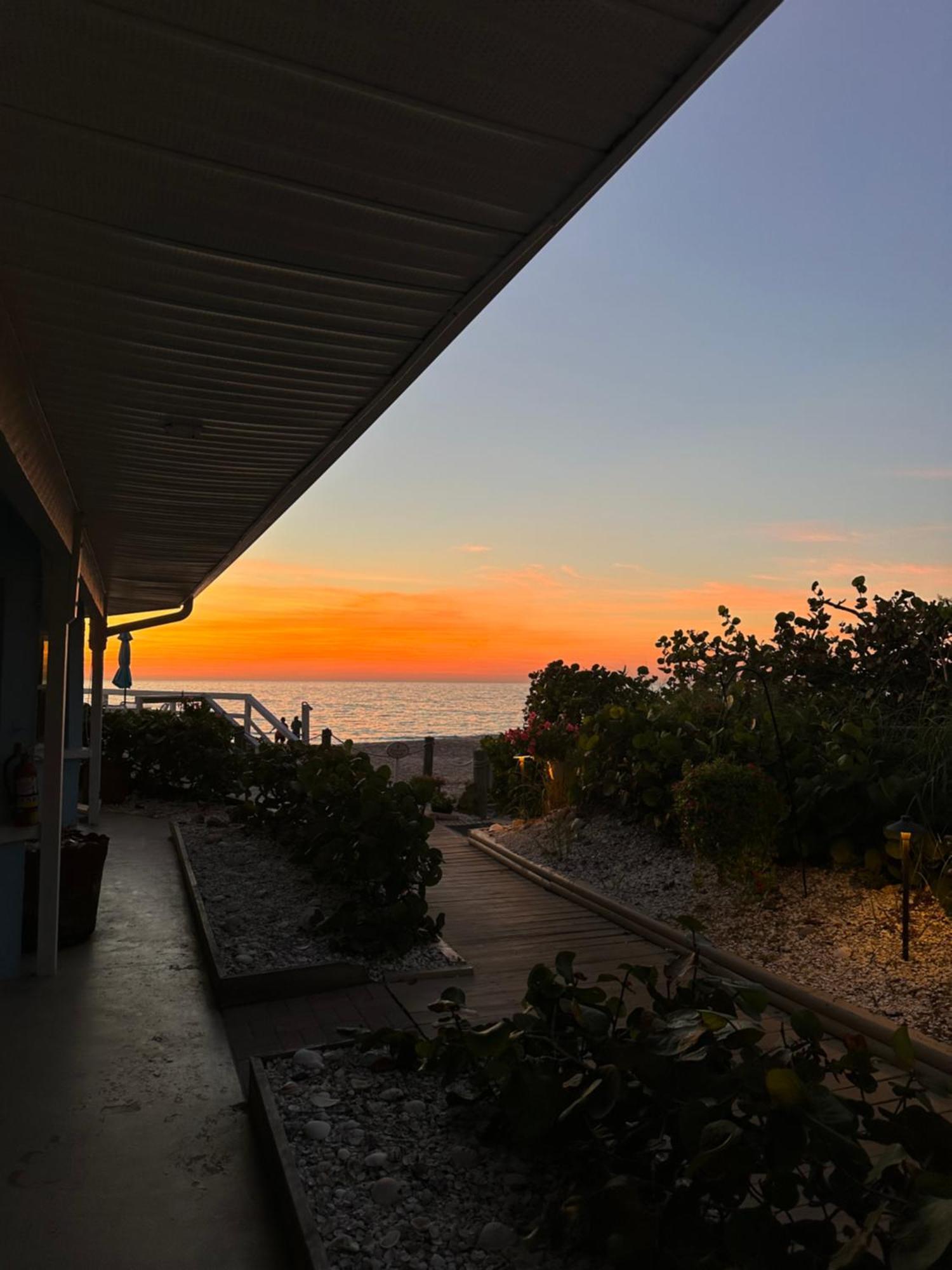 Pearl Beach Inn Englewood Ngoại thất bức ảnh